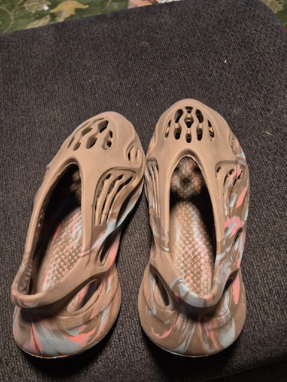 Yeezy Foam Runner Slip-On Clog in Taupe with Pink & Blue Accents